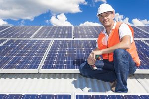 نیروگاه خورشیدی احداث کنید و تا ۲۰ سال از اداره برق حقوق بگیرید