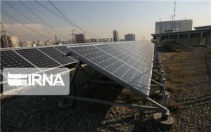 ظرفیت نیروگاه‌های خورشیدی یزد تا پایان سال به ۱۰۰ مگاوات می‌رسد