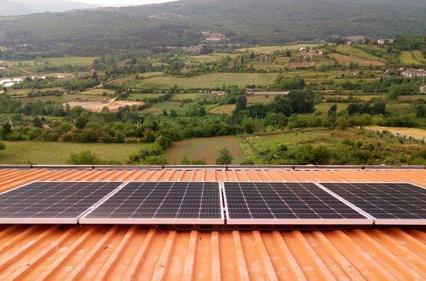تامین برق خورشیدی ویلایی، انرژی دوستدار محیط زیست